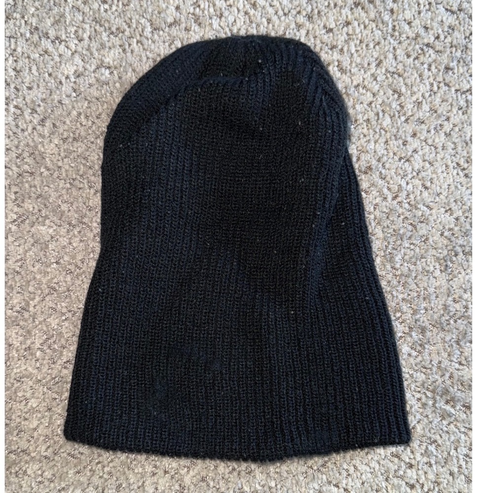 Nike Sportswear Ribbed Knit Beanie Hat Black Woven Logo Tab Slouchy Skully - Picture 3 of 3
